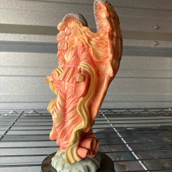 Angel Pink Figurine Marlo Collection - Picture 3 of 6